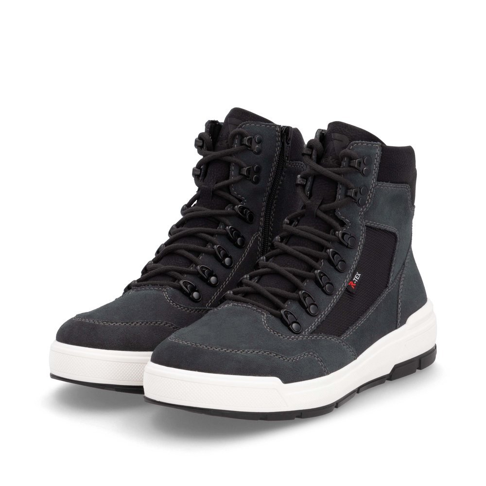 Bottes à lacets Rieker grises pour homme U0072-45 avec membrane RiekerTEX. Chaussures inclinées sur le côté.