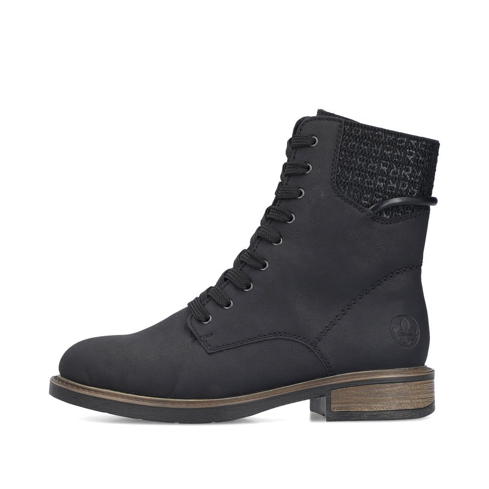 Graphite black Rieker women´s lace-up boots 71460-00 with a zipper. Outside of the shoe.