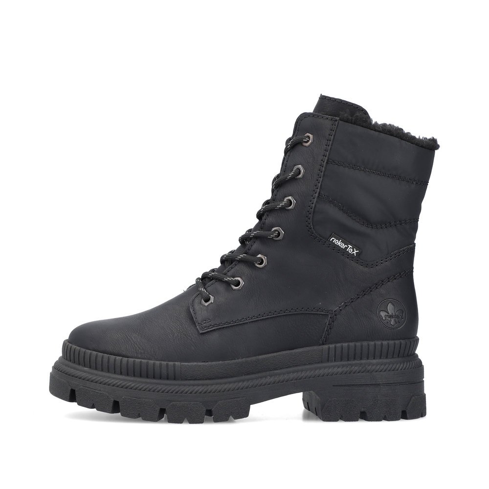 Black Rieker women´s biker boots Y9331-00 with RiekerTEX membrane as well as zipper. Outside of the shoe.