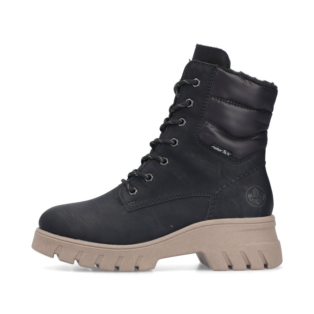 Black Rieker women´s biker boots 71831-00 with RiekerTEX membrane as well as zipper. Outside of the shoe.