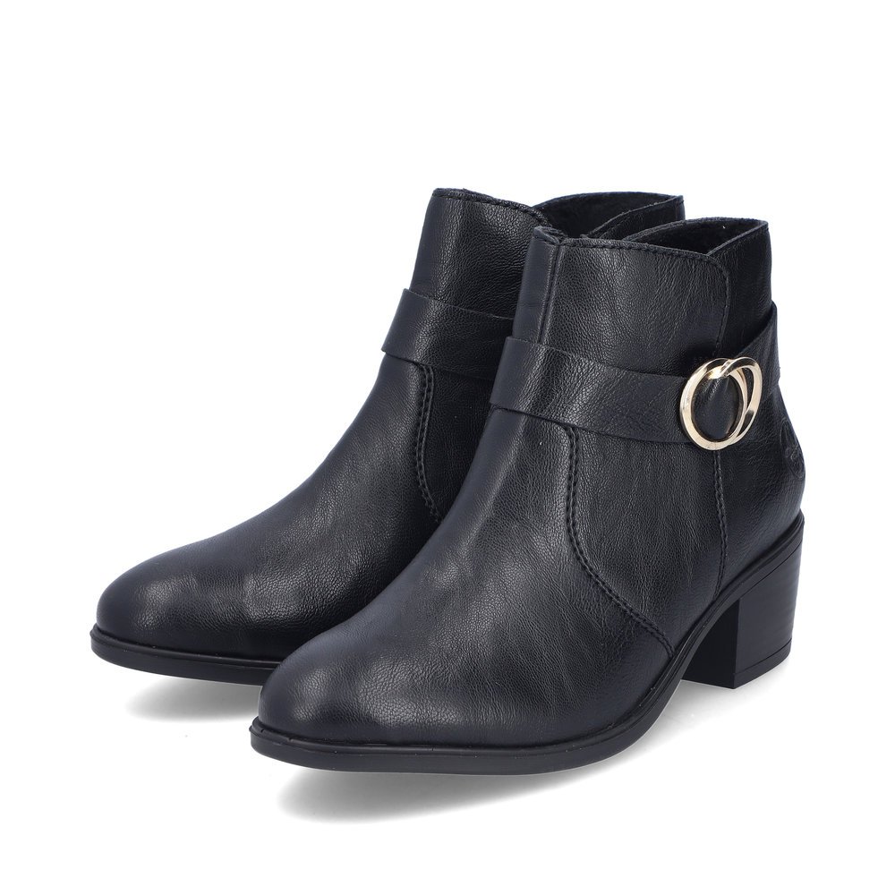 Midnight black Rieker women´s ankle boots 73975-00 with a zipper. Shoes laterally.