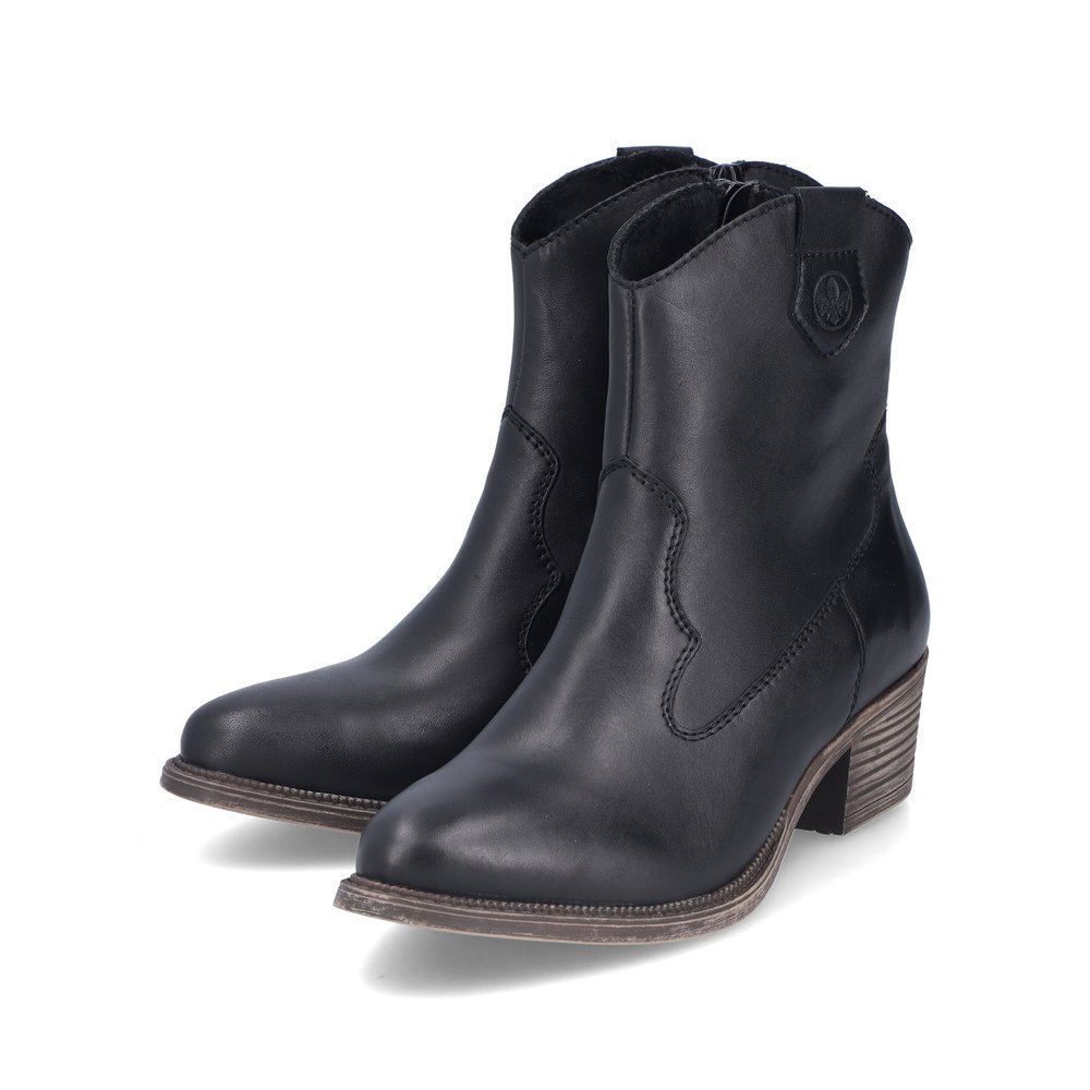 Night black Rieker women´s ankle boots 73150-01 with a zipper. Shoes laterally.