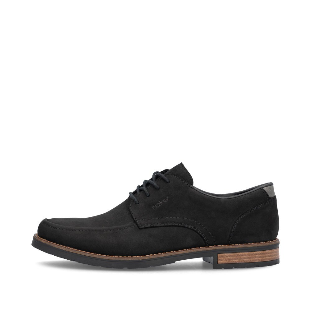 Jet black Rieker men´s lace-up shoes 14608-00 with comfort width G 1/2. Outside of the shoe.