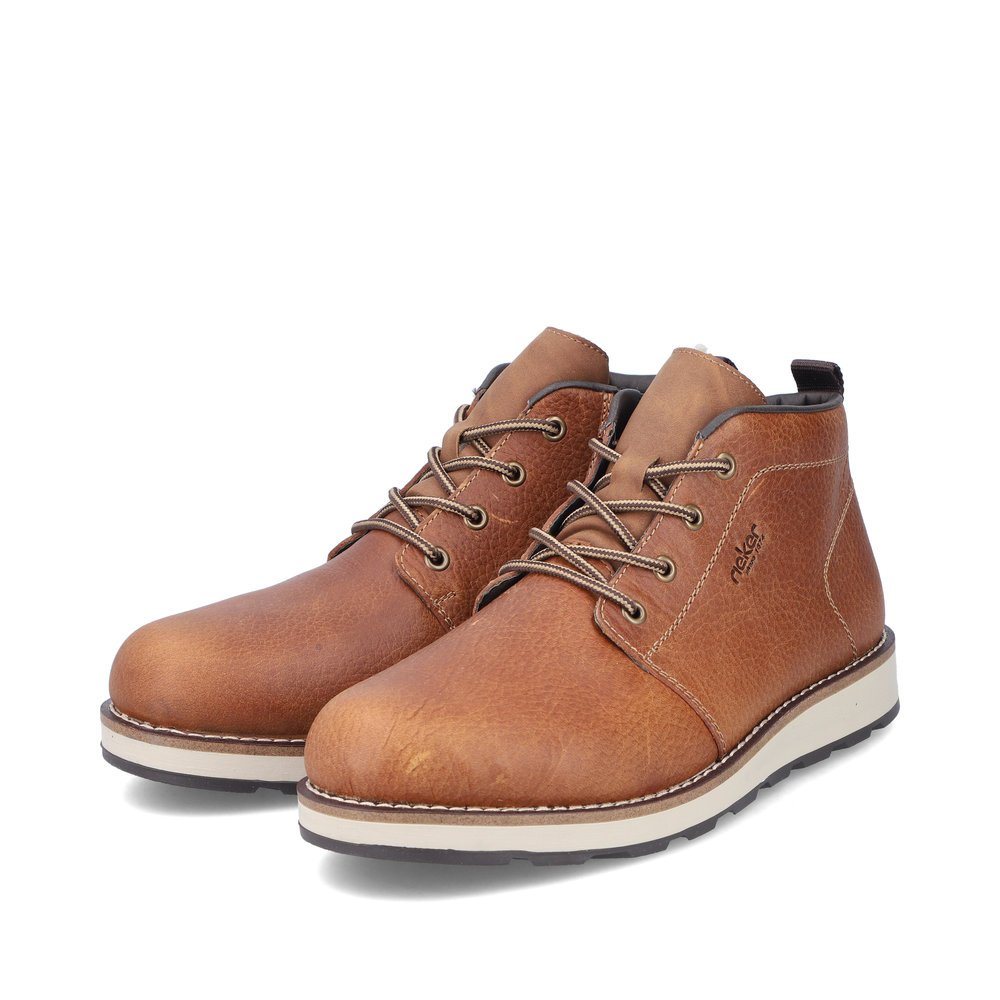 Caramel brown Rieker men´s lace-up boots 30011-22 with a zipper. Shoes laterally.