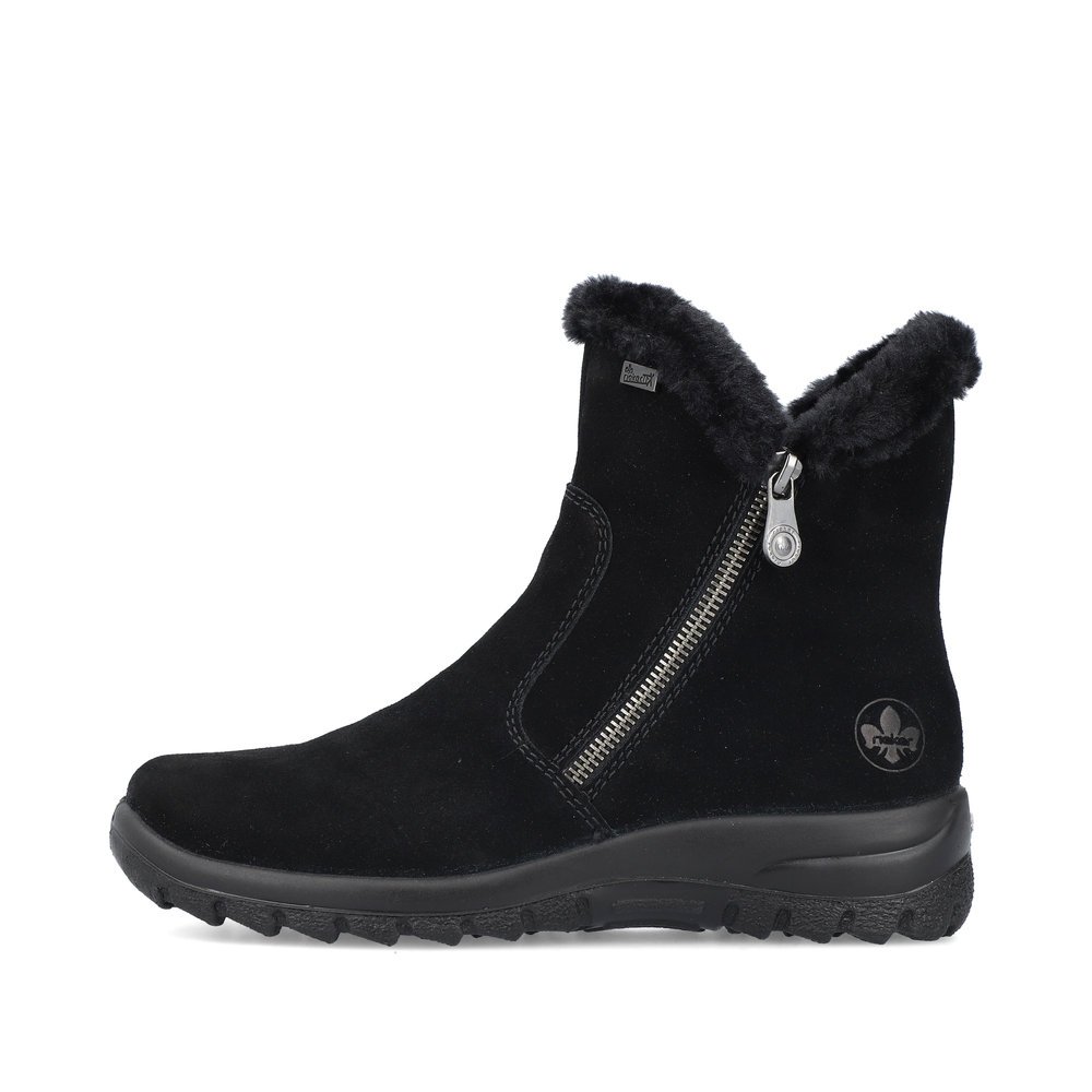 Jet black Rieker women´s ankle boots L7162-00 with RiekerTEX technology. Outside of the shoe.