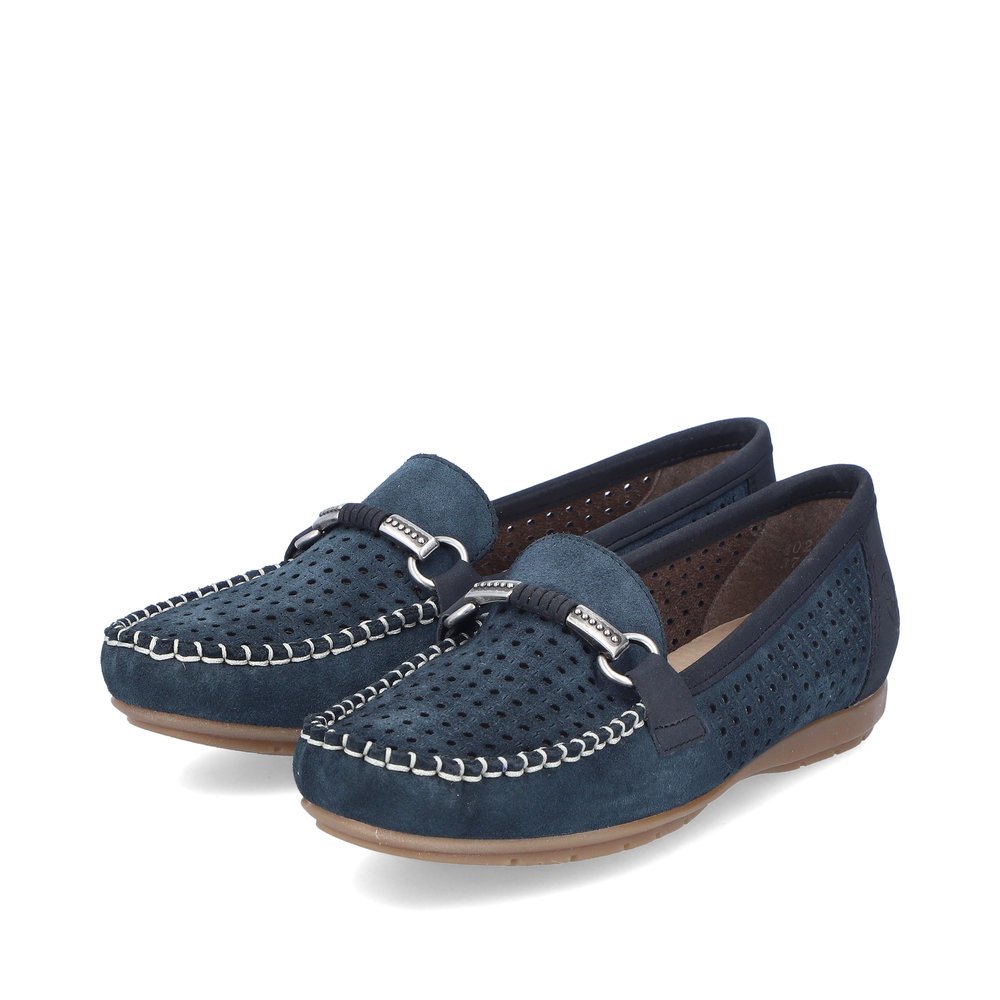 Blue Rieker women´s loafers 40253-14 in perforated look as well as slim fit E 1/2. Shoes laterally.