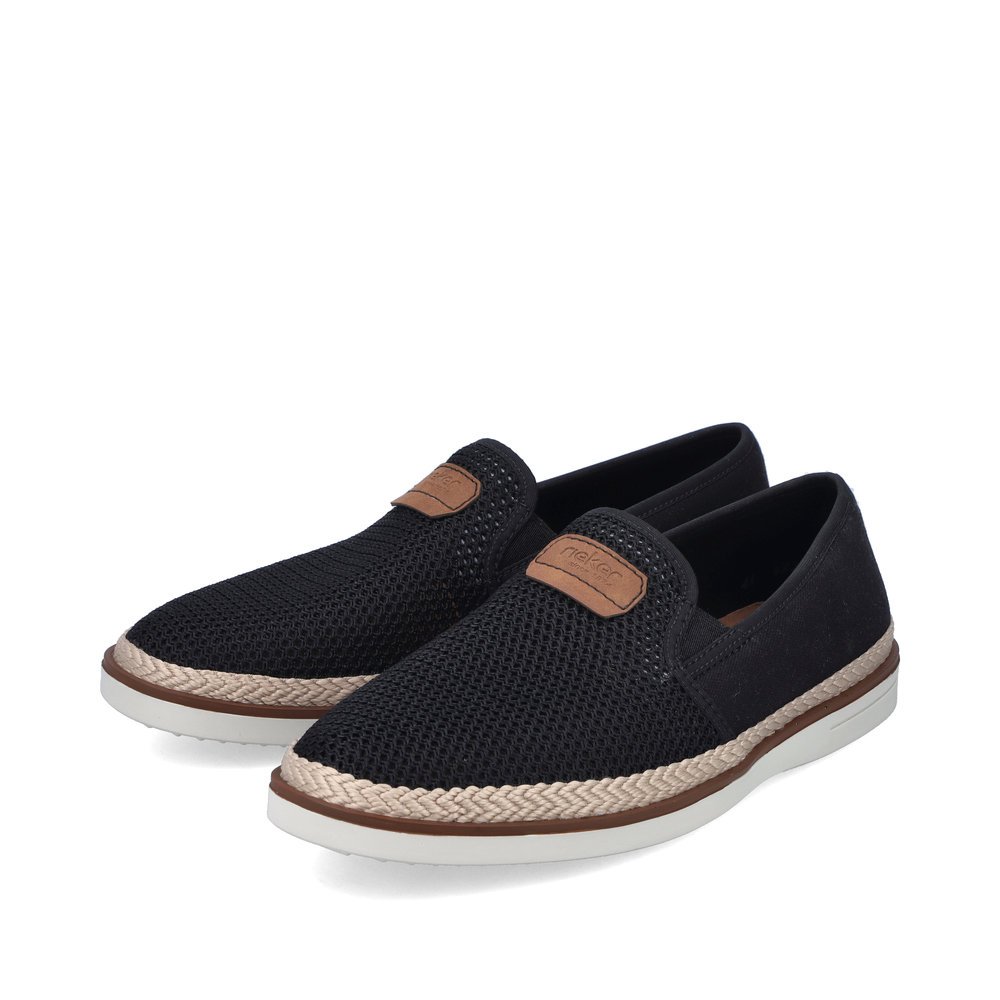 Night black Rieker men´s slippers B2366-00 with an elastic insert. Shoes laterally.
