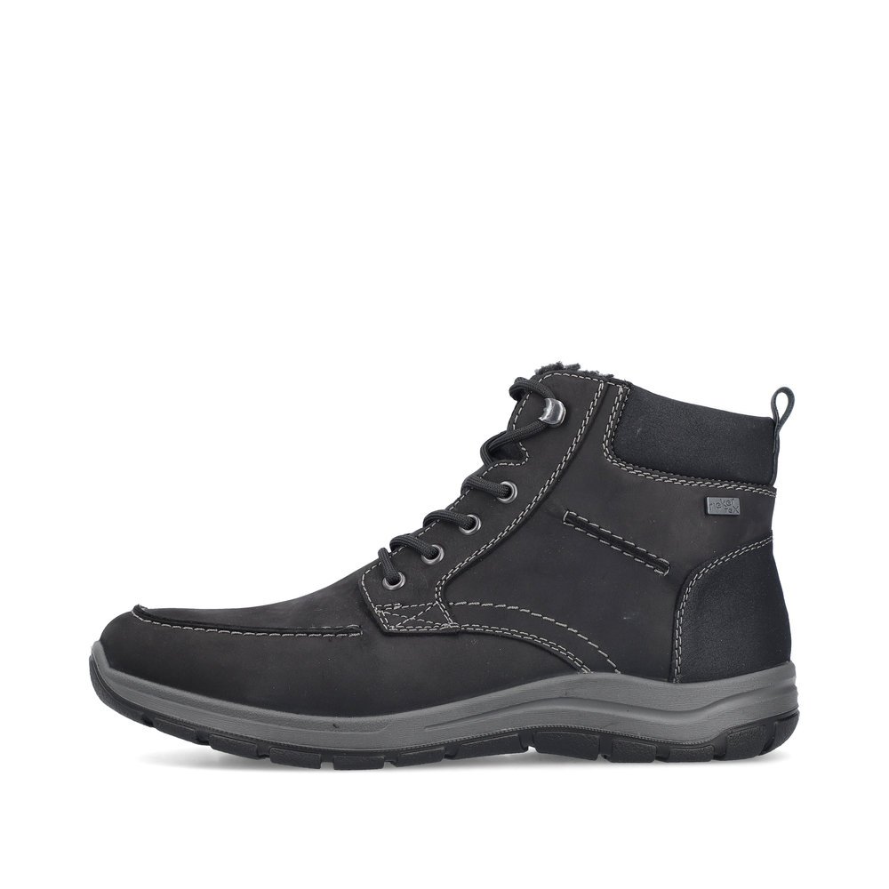 Black Rieker men´s lace-up boots 03610-00 with RiekerTEX membrane as well as zipper. Outside of the shoe.