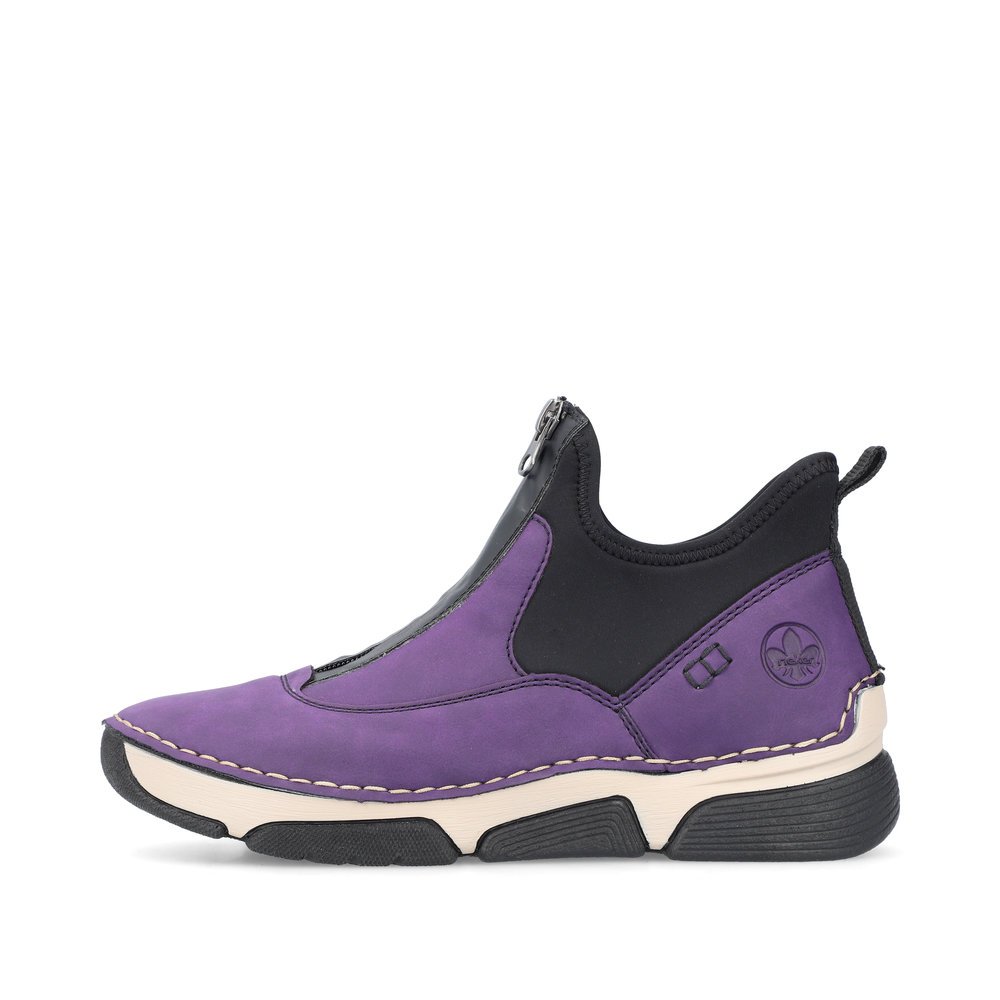 Auberginefarbene Rieker Damen Sneaker High 45953-30 mit einem Reißverschluss. Schuh Außenseite.