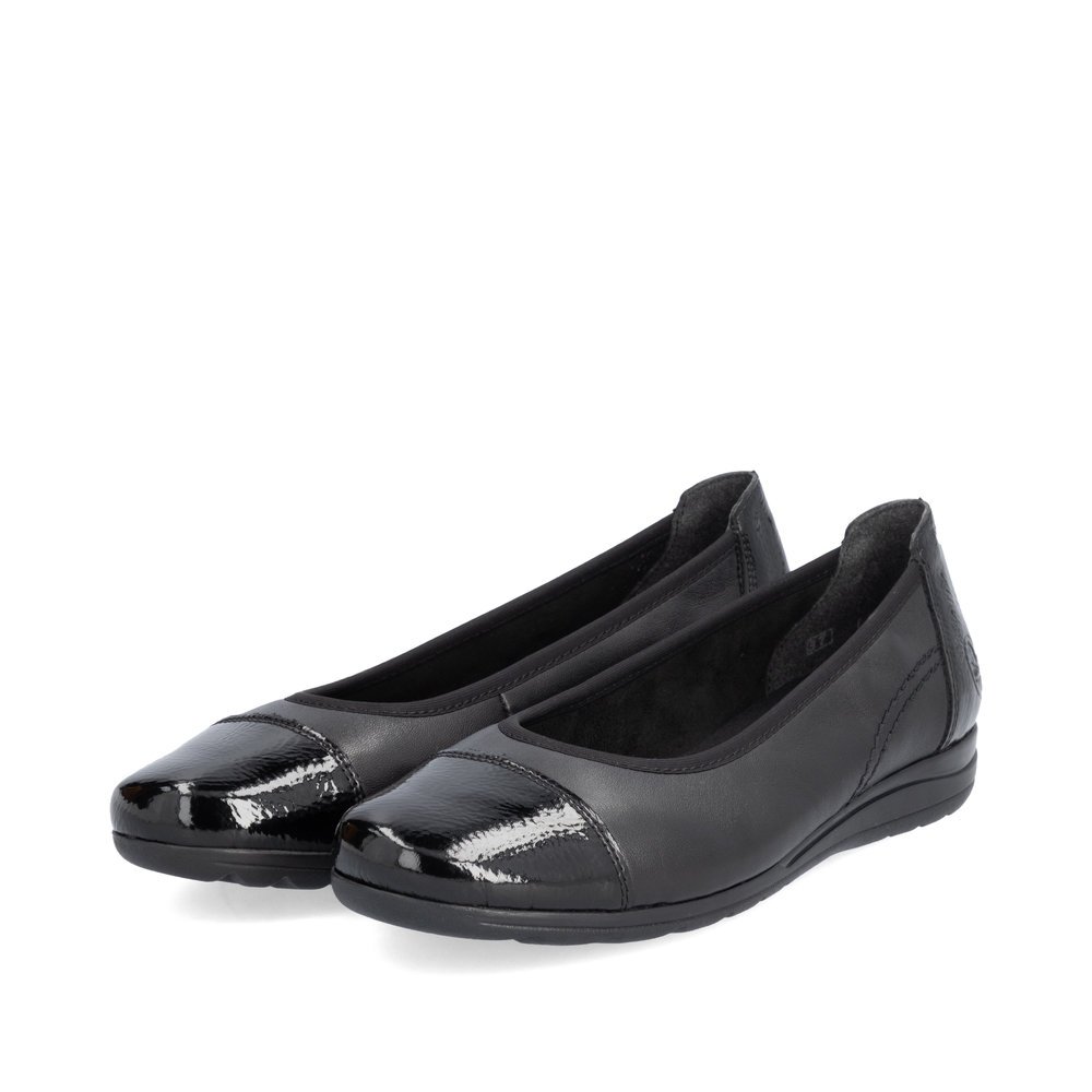 Midnight black Rieker women´s ballerinas L9351-00 with an extra soft cover sole. Shoes laterally.