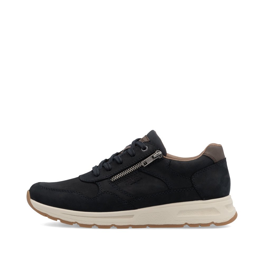 Blue Rieker men´s low-top sneakers B0701-15 with zipper as well as comfort width G. Outside of the shoe.