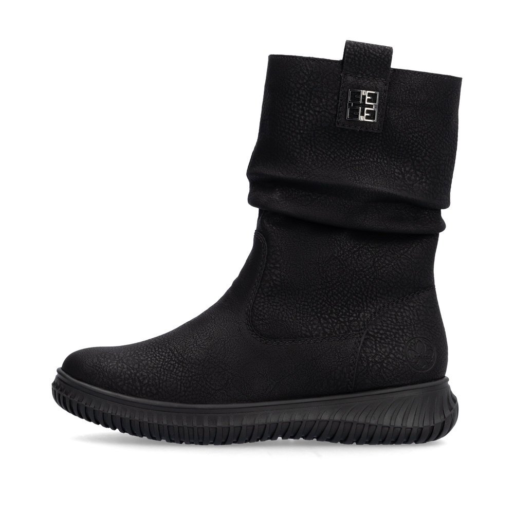 Black Rieker women´s ankle boots 74283-00 with a zipper as well as removable insole. Outside of the shoe.