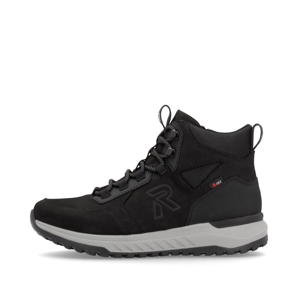 Black Rieker men´s high-top sneakers U0172-00 with RiekerTEX technology. Outside of the shoe.