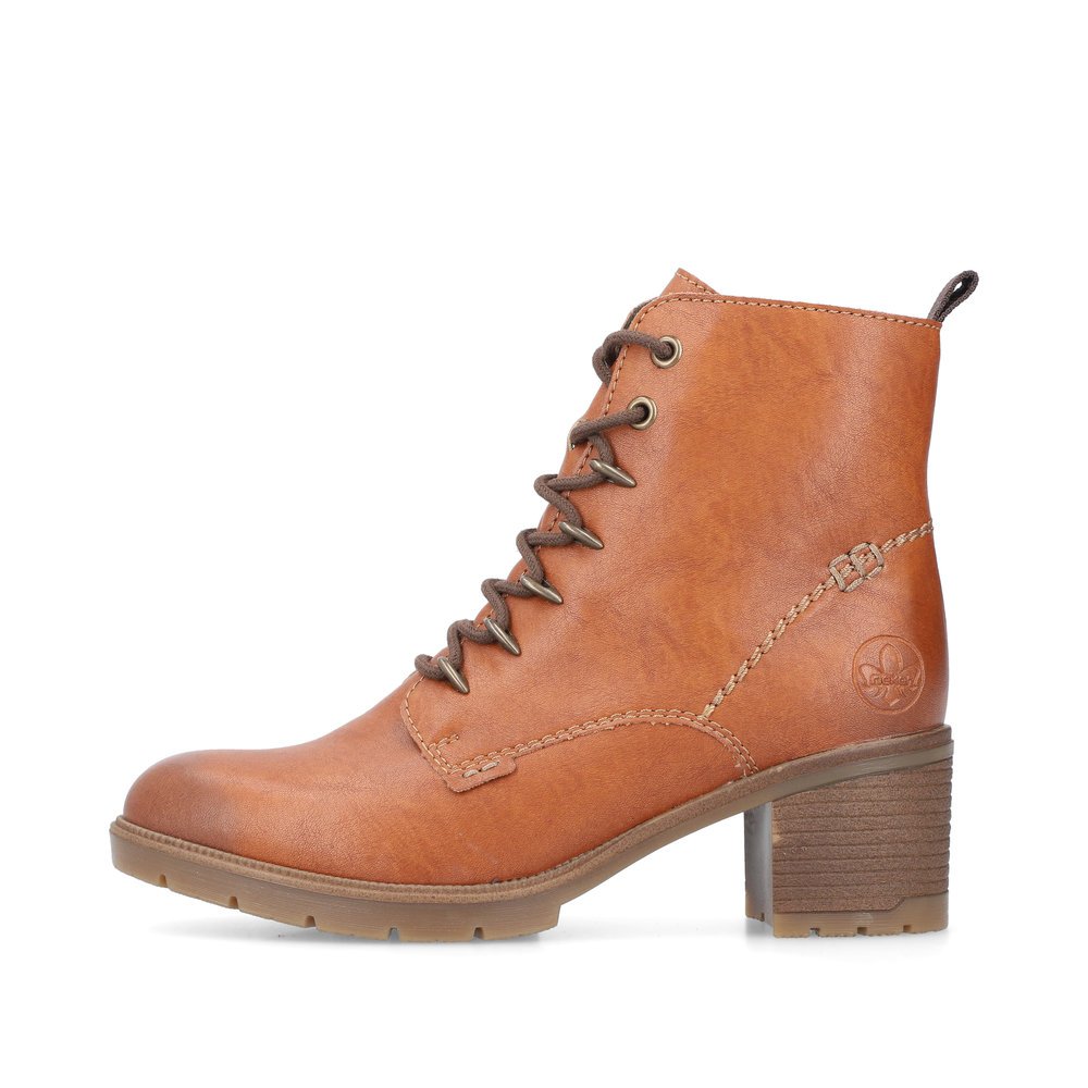 Caramel brown Rieker women´s lace-up boots 77521-22 with a zipper. Outside of the shoe.