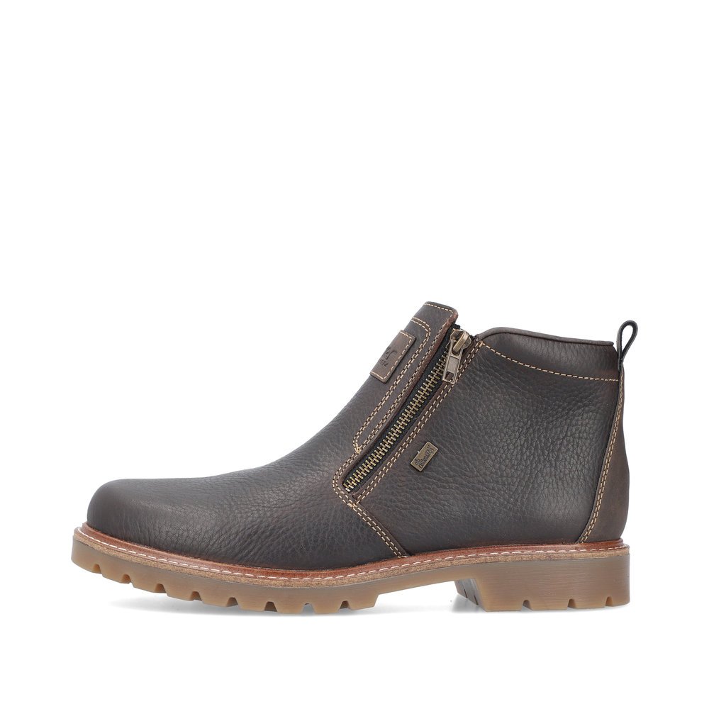 Black brown Rieker men´s ankle boots 39871-25 with a grippy Fiber-Grip sole. Outside of the shoe.