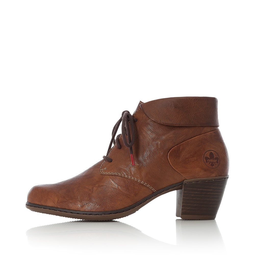 Mocha brown Rieker women´s ankle boots Y2131-22 with a zipper. Outside of the shoe.