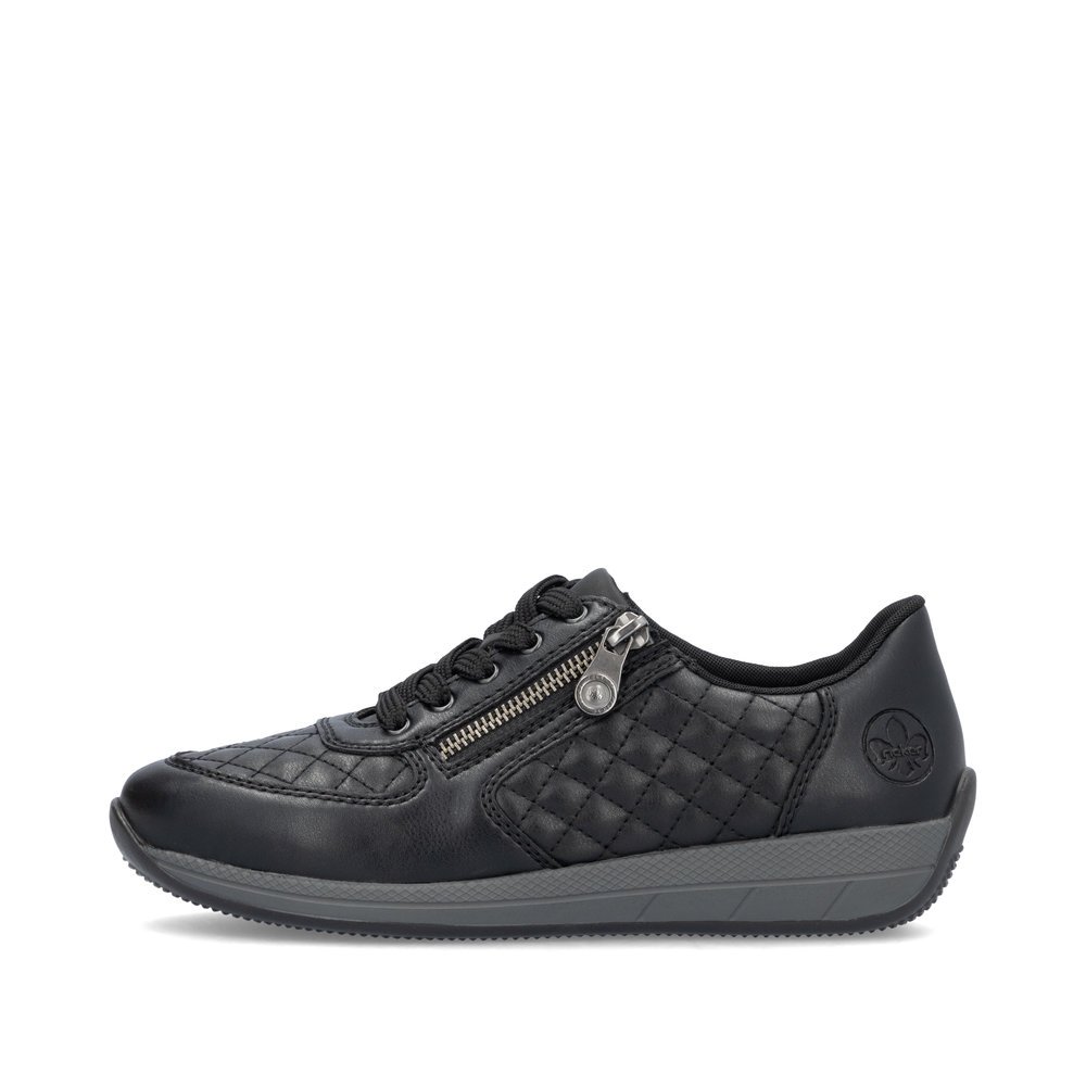 Black Rieker women´s lace-up shoes N1112-01 with a quilted look as well as a zipper. Outside of the shoe.