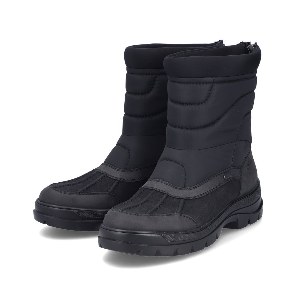 Black Rieker men´s ankle boots F5470-00 with a Flip-Grip sole with fold-out spikes. Shoes laterally.