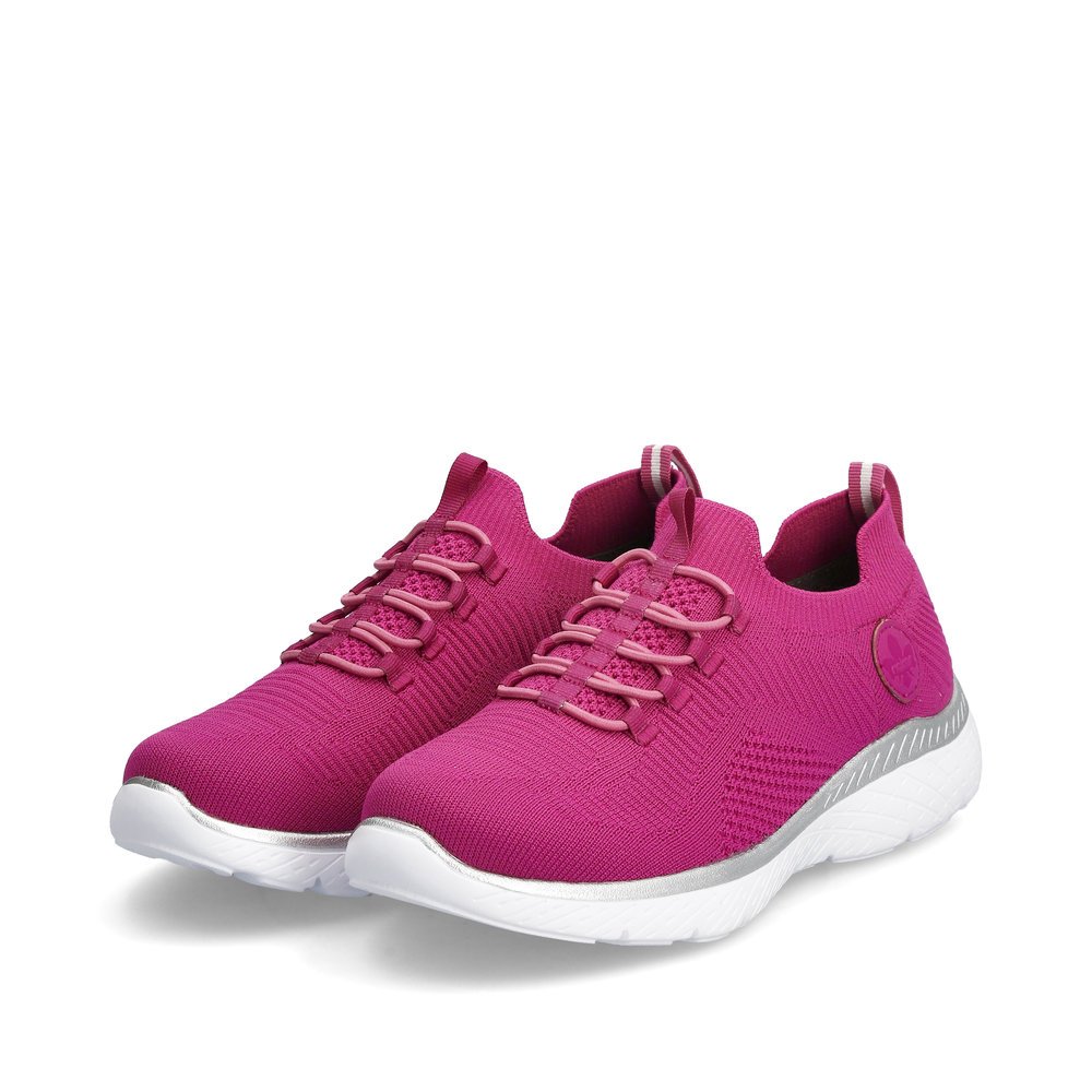 Pink Rieker women´s slippers M5074-31 with a flexible and ultra light sole. Shoes laterally.