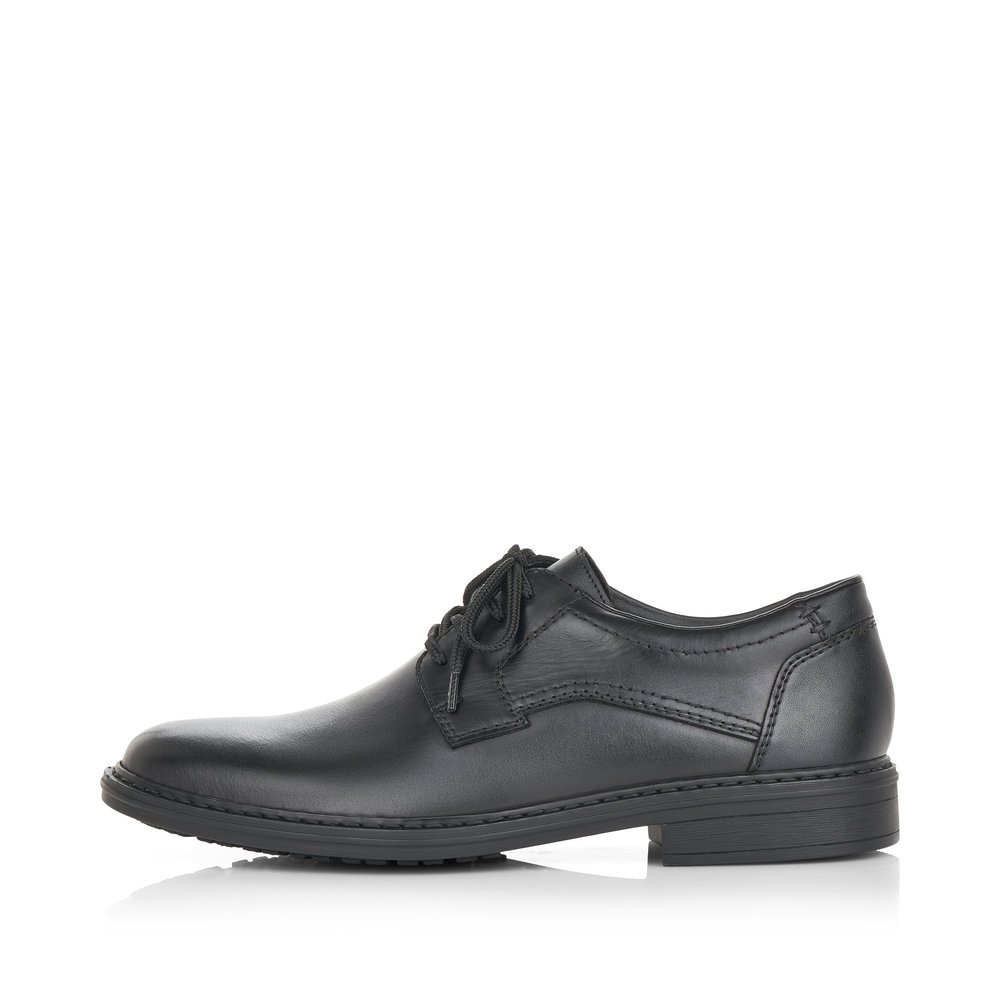 Matt black Rieker men´s lace-up shoes 17627-00 with extra width H. Outside of the shoe.