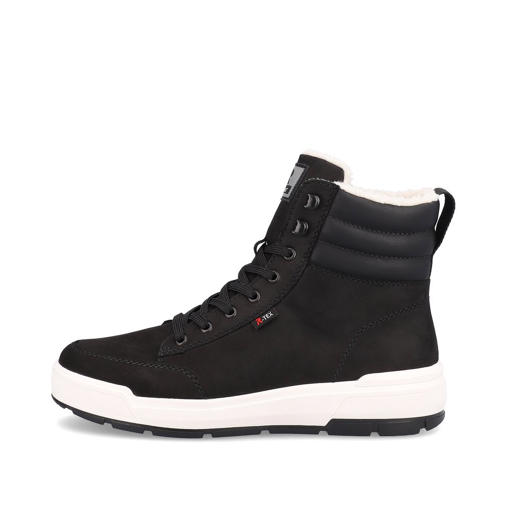 Black Rieker men´s lace-up boots U0071-00 with RiekerTEX technology. Outside of the shoe.