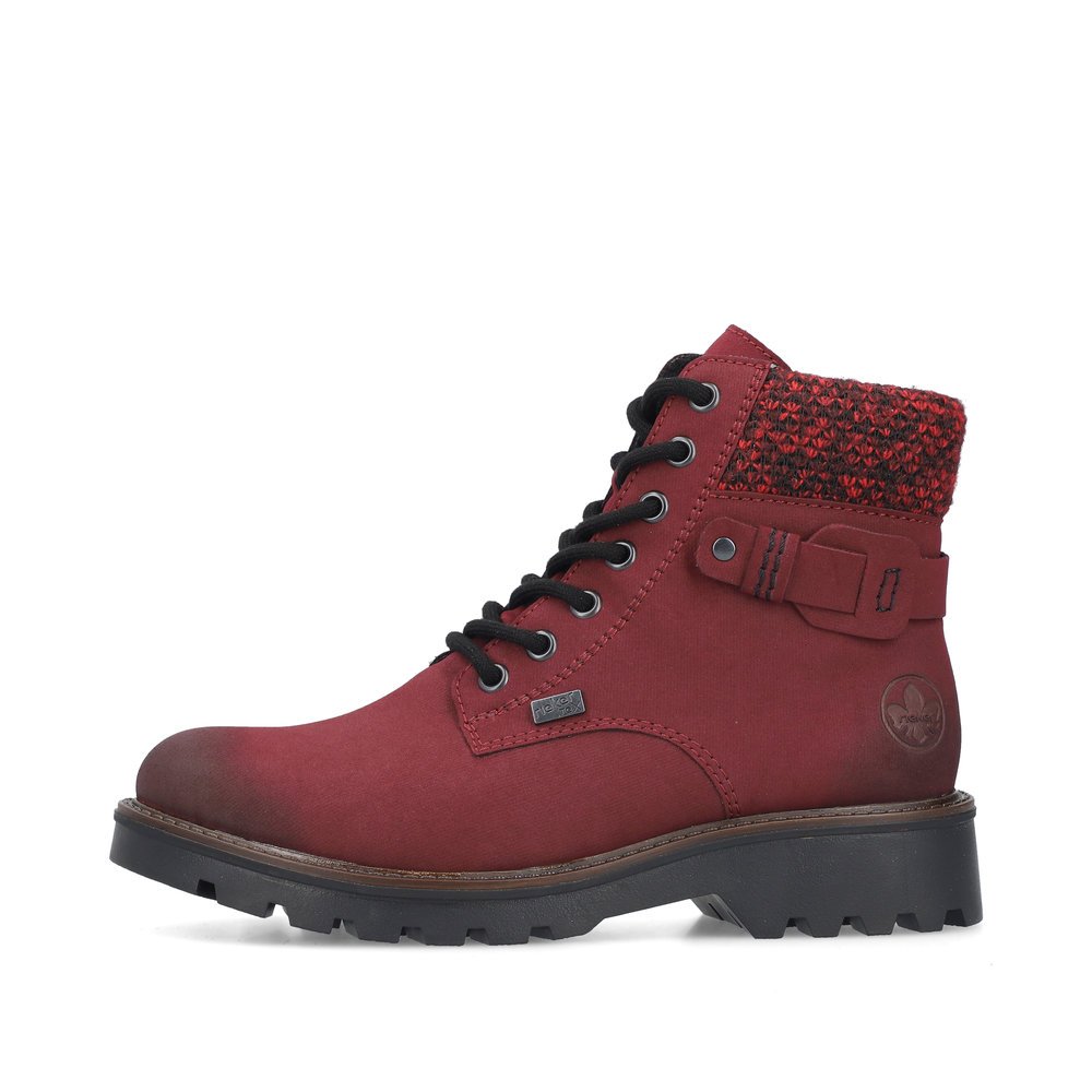 Red Rieker women´s lace-up boots 73225-35 with RiekerTEX membrane as well as zipper. Outside of the shoe.