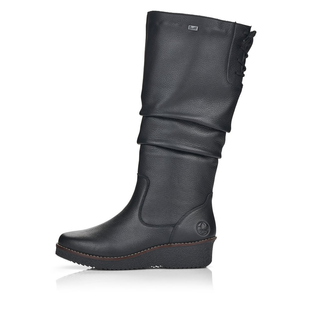 Black Rieker women´s high boots Y4693-00 with RiekerTEX membrane as well as zipper. Outside of the shoe.