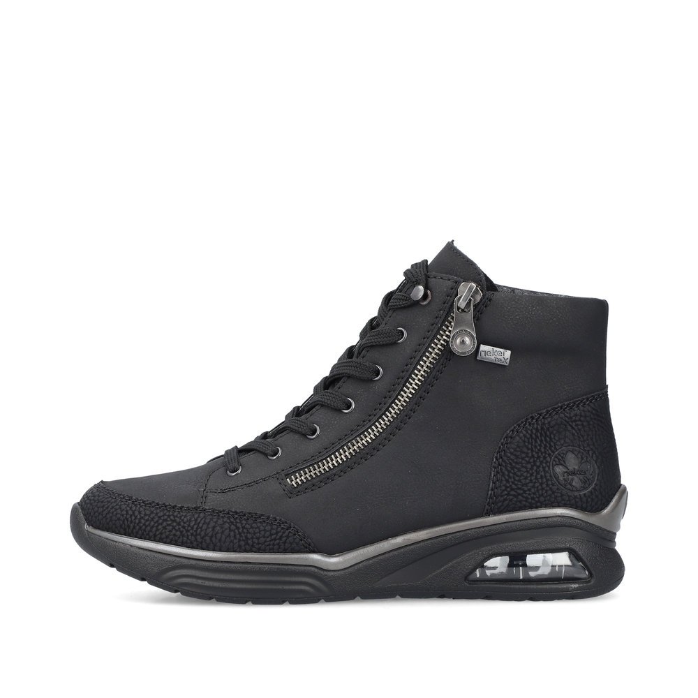 Black Rieker women´s lace-up boots M5610-00 with RiekerTEX technology. Outside of the shoe.