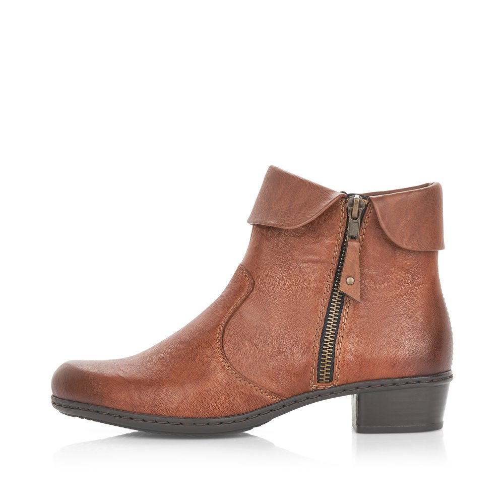 Chocolate brown Rieker women´s ankle boots Y07A8-22 with a folded down shaft collar. Outside of the shoe.