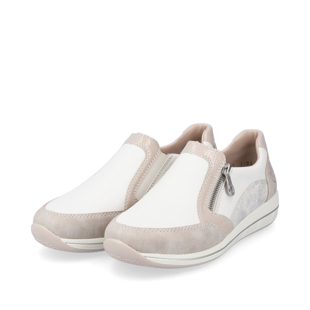 Rieker chaussons blancs pour femmes N1151-61 avec une fermeture éclair. Chaussures inclinée sur le côté.