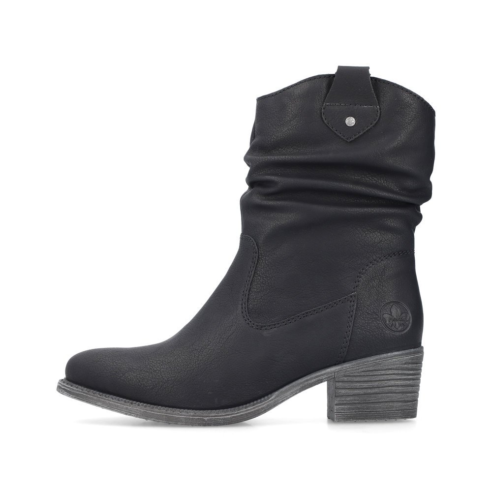 Nachtschwarze Rieker Damen Stiefeletten 73170-00 mit geraffter Optik. Schuh Außenseite.