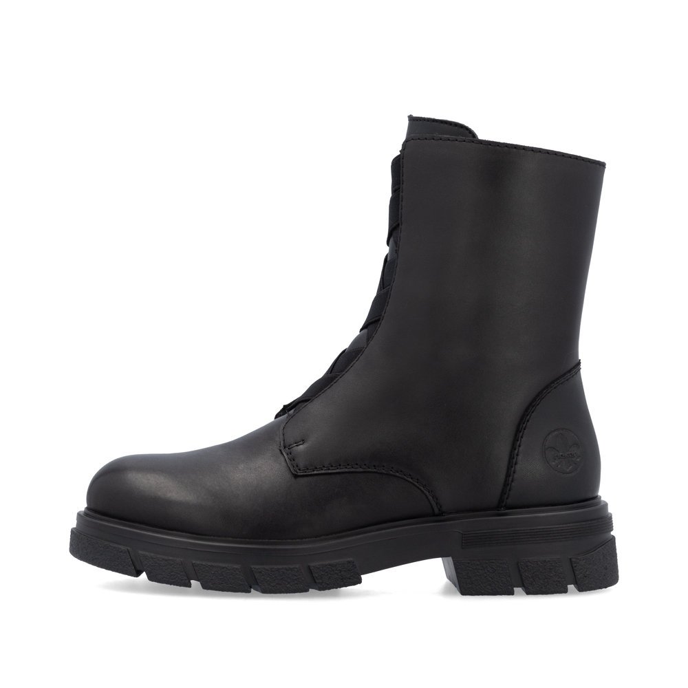 Matt black Rieker women´s biker boots Z9179-00 with a zipper. Outside of the shoe.