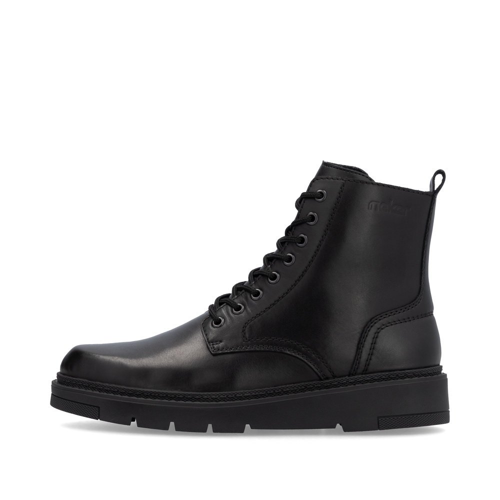 Black Rieker men´s lace-up boots 30101-00 with zipper as well as extra width H 1/2. Outside of the shoe.