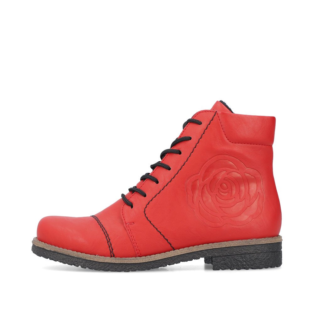 Strawberry red Rieker women´s lace-up boots 73504-33 with a zipper. Outside of the shoe.