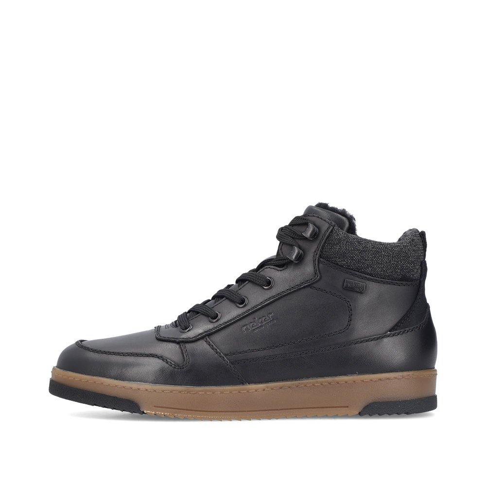 Urban black Rieker men´s high-top sneakers 17530-00 with RiekerTEX technology. Outside of the shoe.