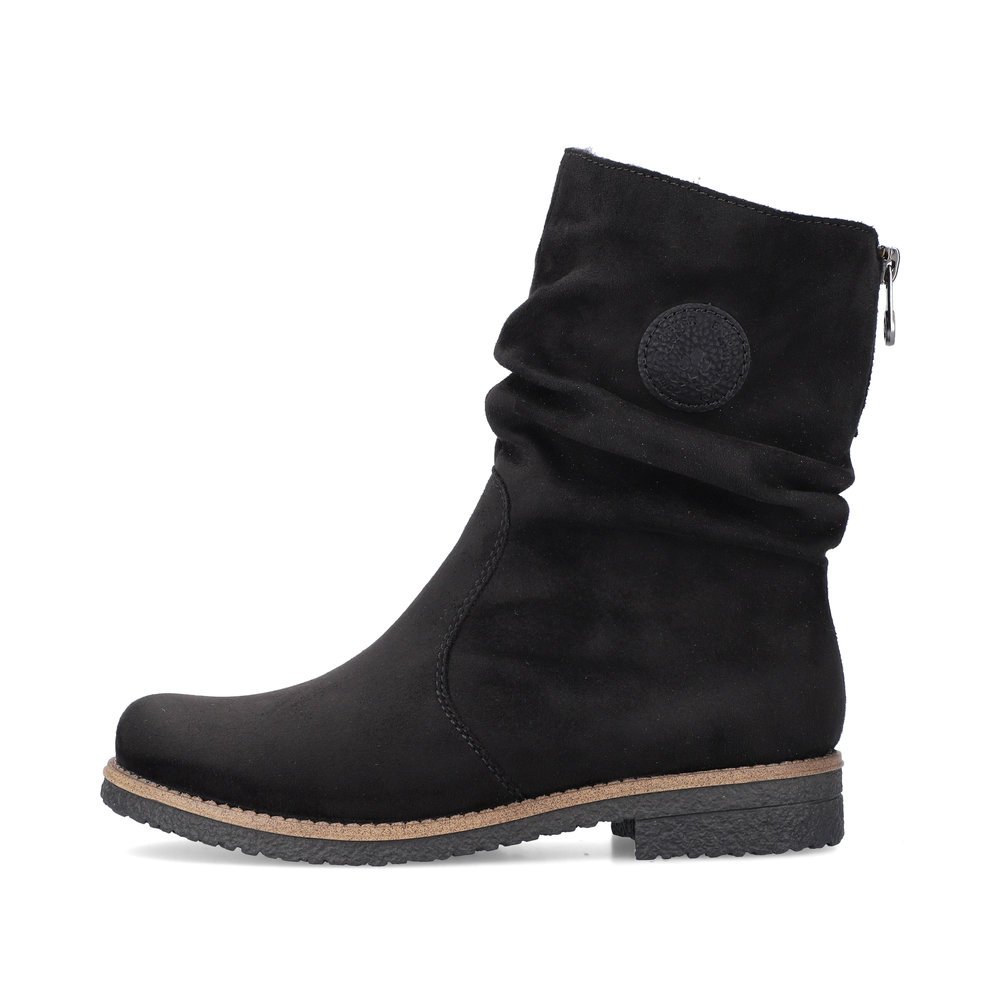 Black Rieker women´s ankle boots 73560-00 with a gathered look as well as a zipper. Outside of the shoe.