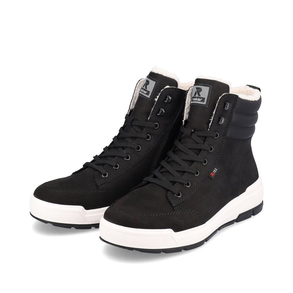 Black Rieker men´s lace-up boots U0071-00 with RiekerTEX technology. Shoes laterally.