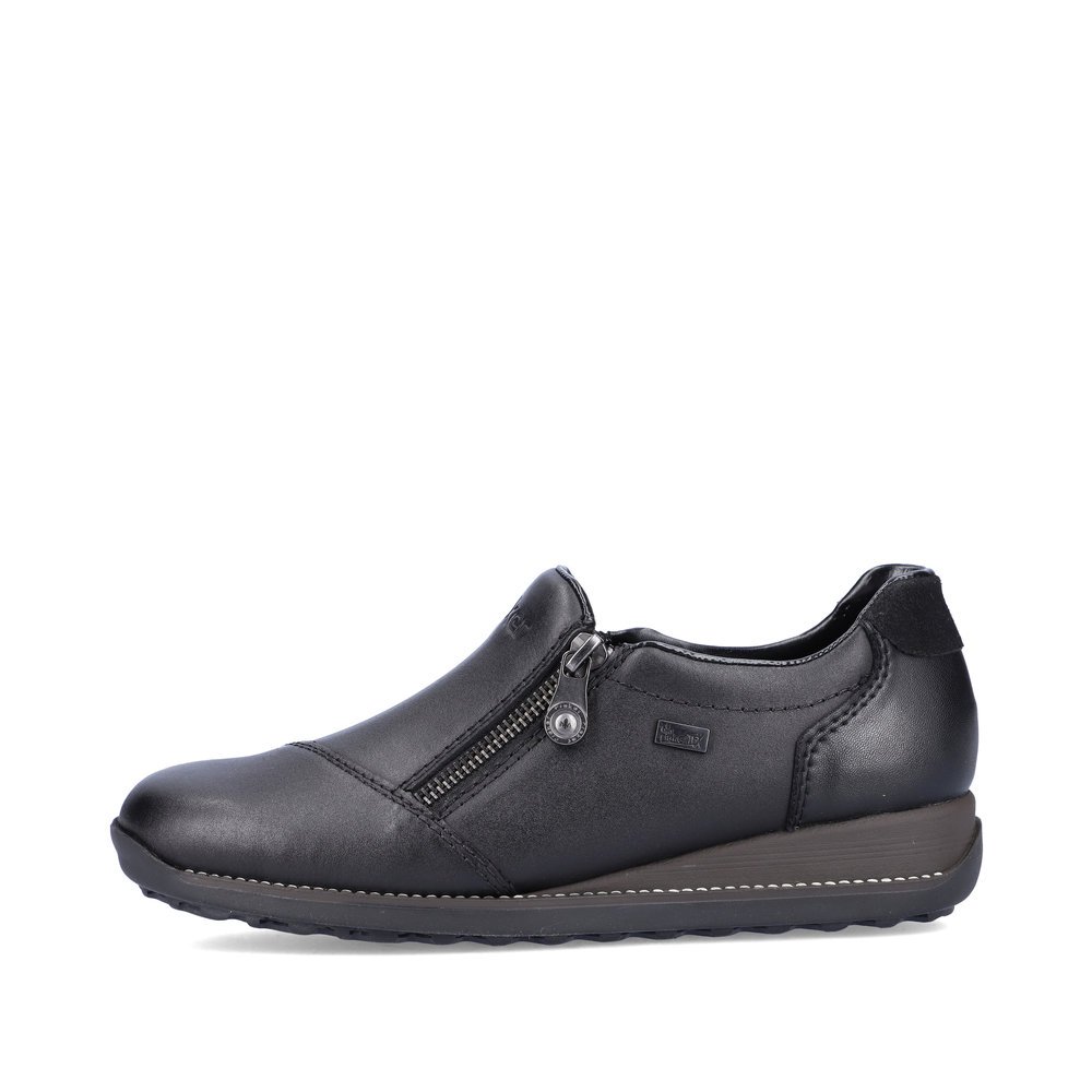 Black Rieker women´s slippers 44265-00 with RiekerTEX technology as well as zipper. Outside of the shoe.