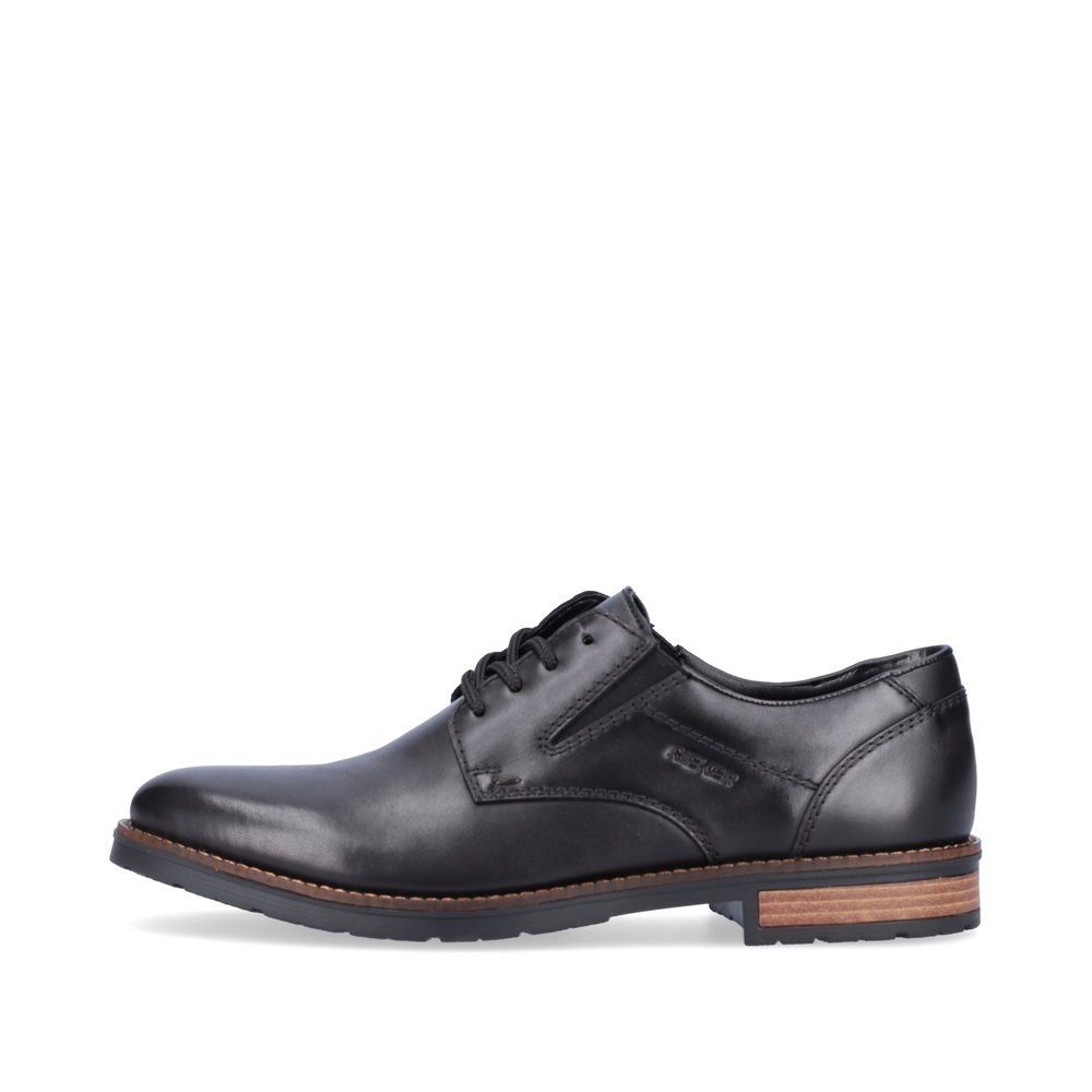 Midnight black Rieker men´s lace-up shoes 14621-00 with comfort width G 1/2. Outside of the shoe.