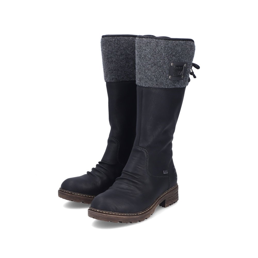 Black Rieker women´s high boots Z4765-00 with RiekerTEX membrane as well as zipper. Shoes laterally.