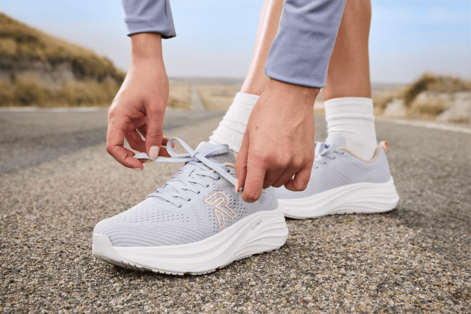 Frühlingshafte Sneaker w4101-41.