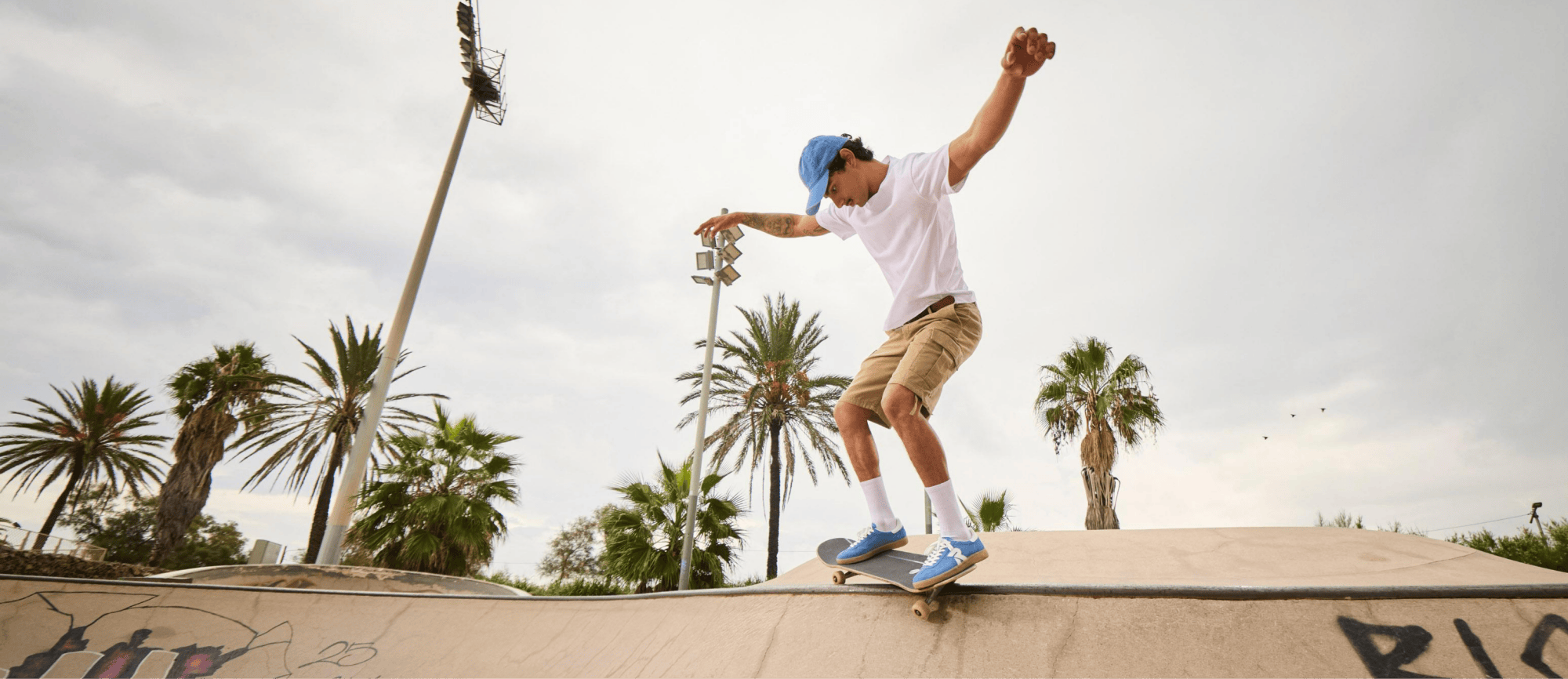 Un homme les chaussures Rieker San Diego