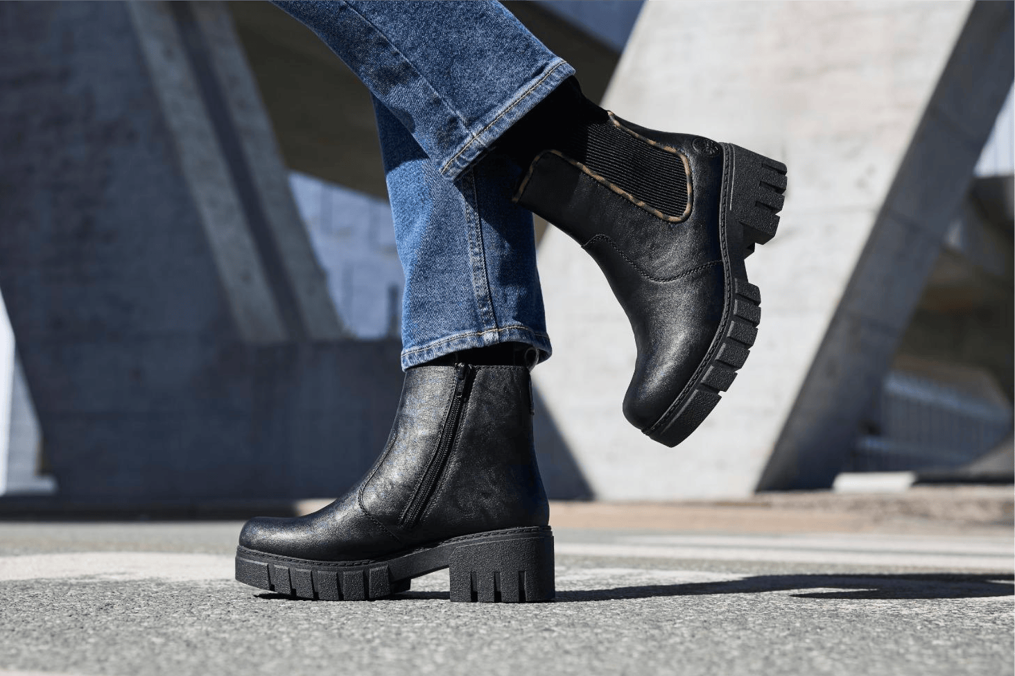 Chelsea Boots 74562-00 de Rieker.