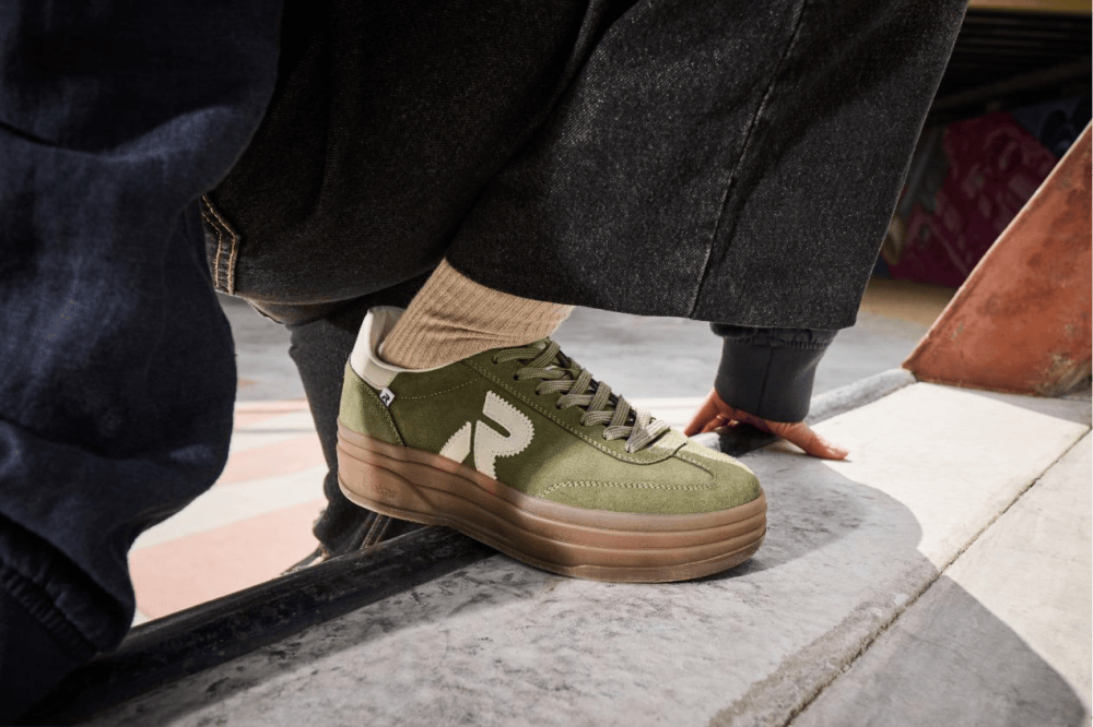 Baskets basses colorées w3700-54 de Rieker.