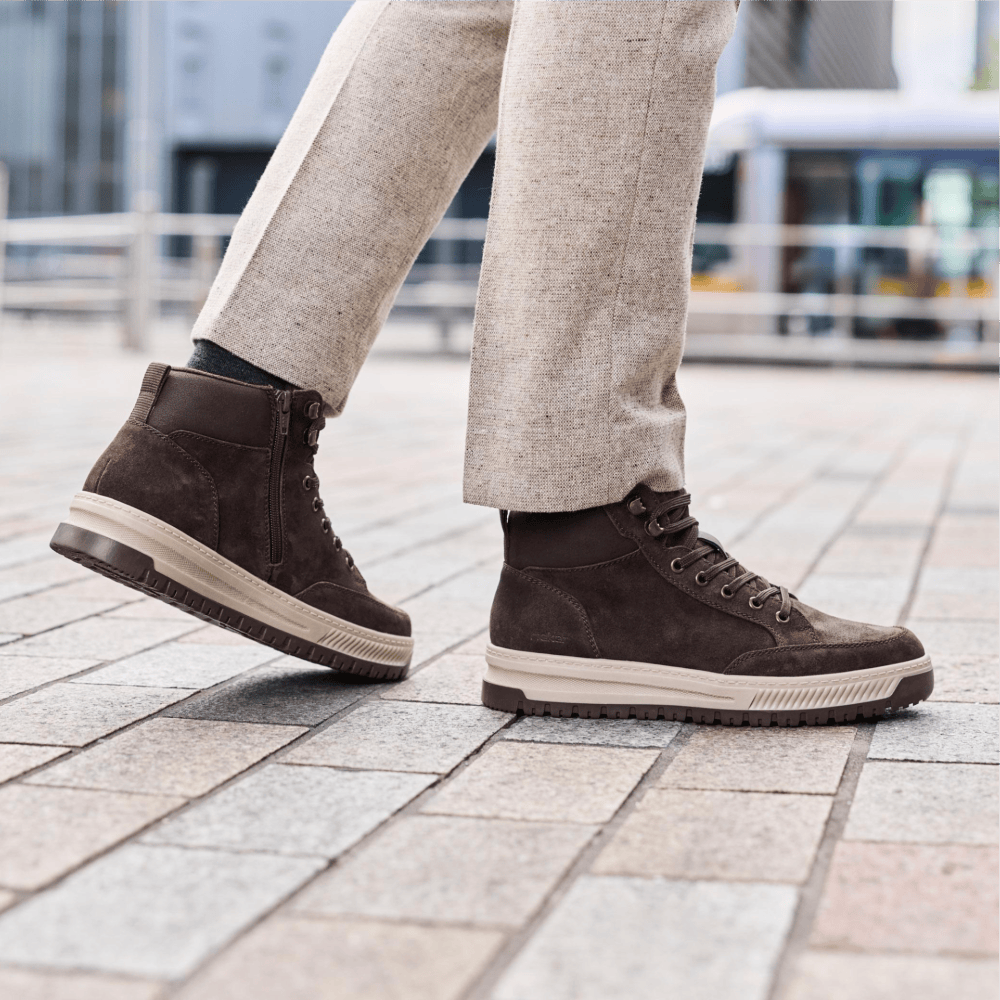 Jetzt Businessschuhe der neuen Herbstkollektion von Rieker entdecken.