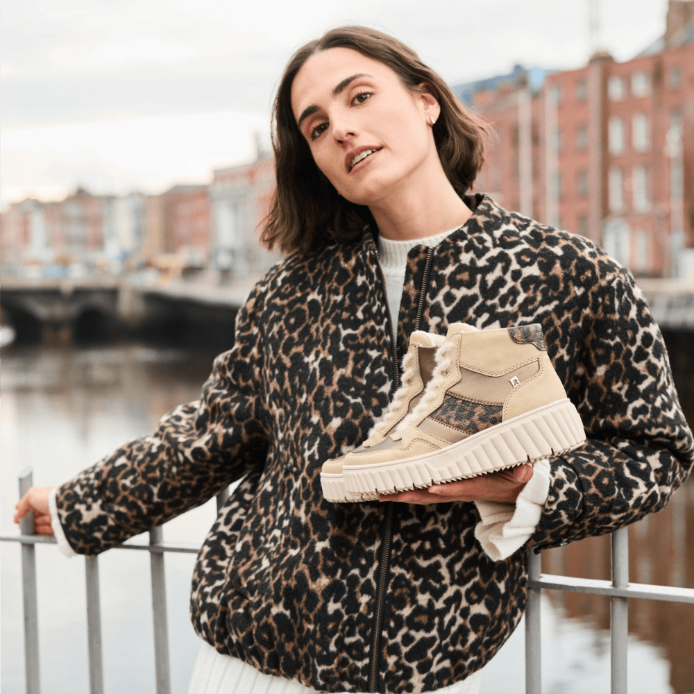 N2508-60 Rieker Sneaker mit Animal Print