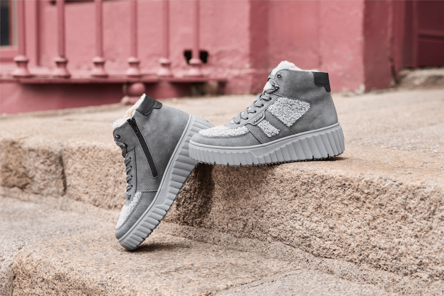 Sneaker N2515-45 von Rieker.