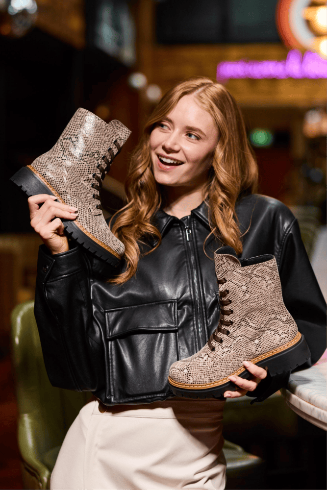 Bikerboots 72627-64 von Rieker.