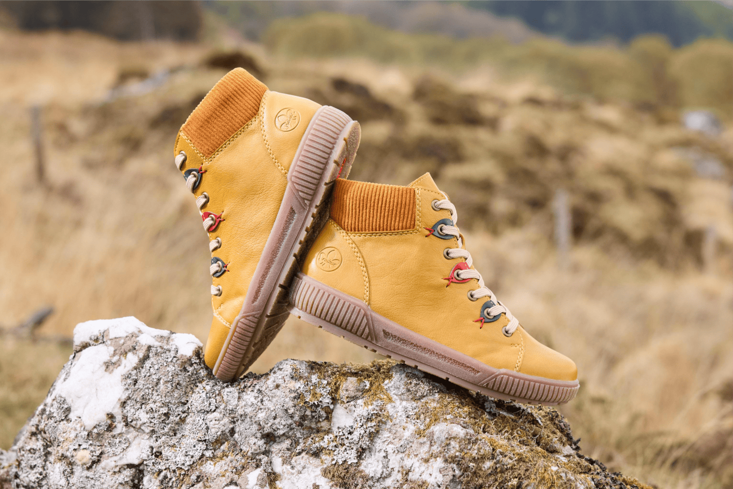 Herbstlicher Schnürstiefel N0711-68 von Rieker.