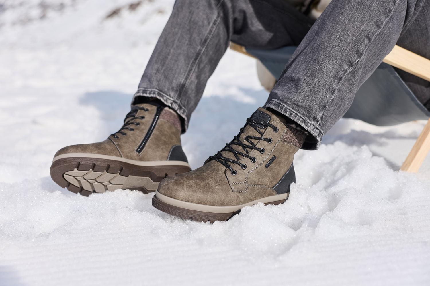Schnürstiefel f7010-25 von Rieker für den Winter.